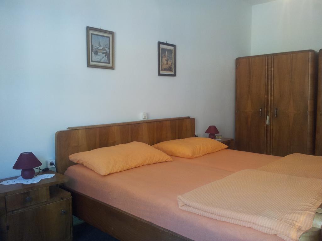 Apartment History Zagreb Bilik gambar